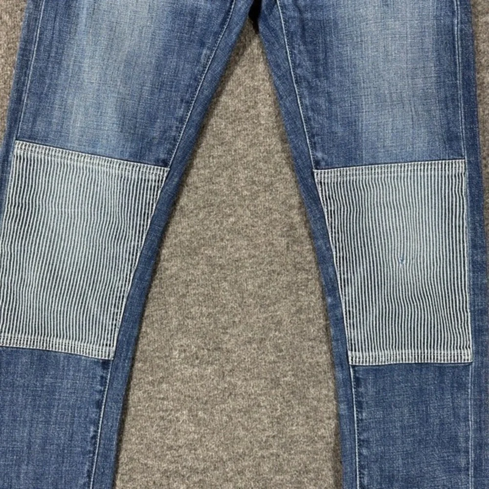 Pilcro Patchwork‎ Jeans Womens Size 26 Medium Wash Faded Knee Patch